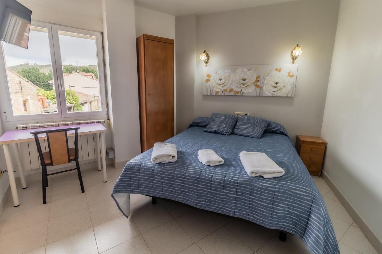 Hostal - Restaurante La Buena Villa By Vivere Stays Villalonquéjar Eksteriør bilde
