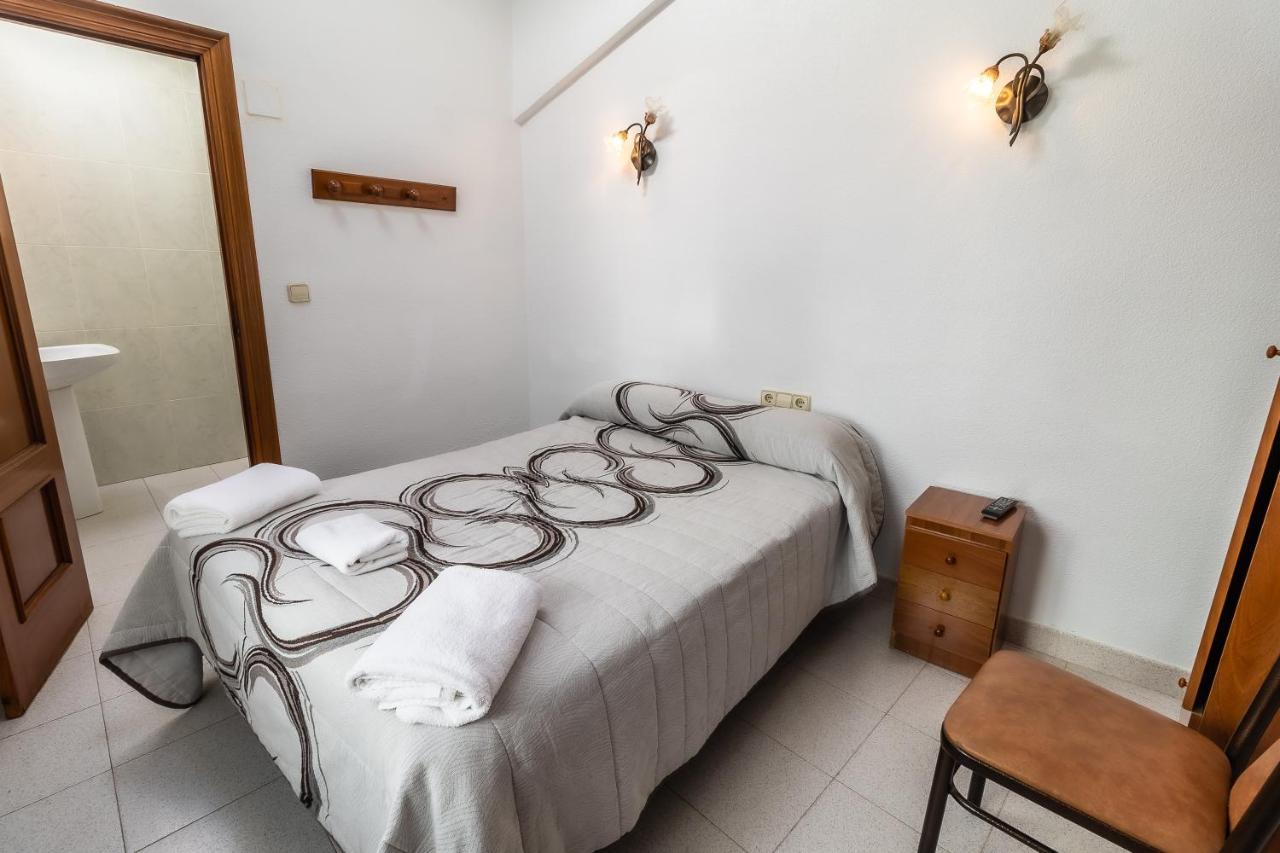 Hostal - Restaurante La Buena Villa By Vivere Stays Villalonquéjar Eksteriør bilde