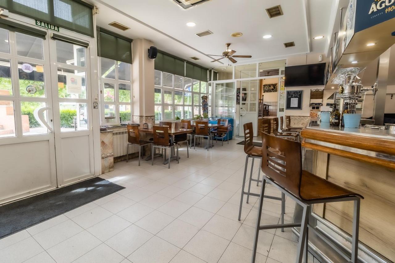 Hostal - Restaurante La Buena Villa By Vivere Stays Villalonquéjar Eksteriør bilde